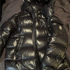 MONCLER MAIRE SHORT DOWN JACKET SIZE 3